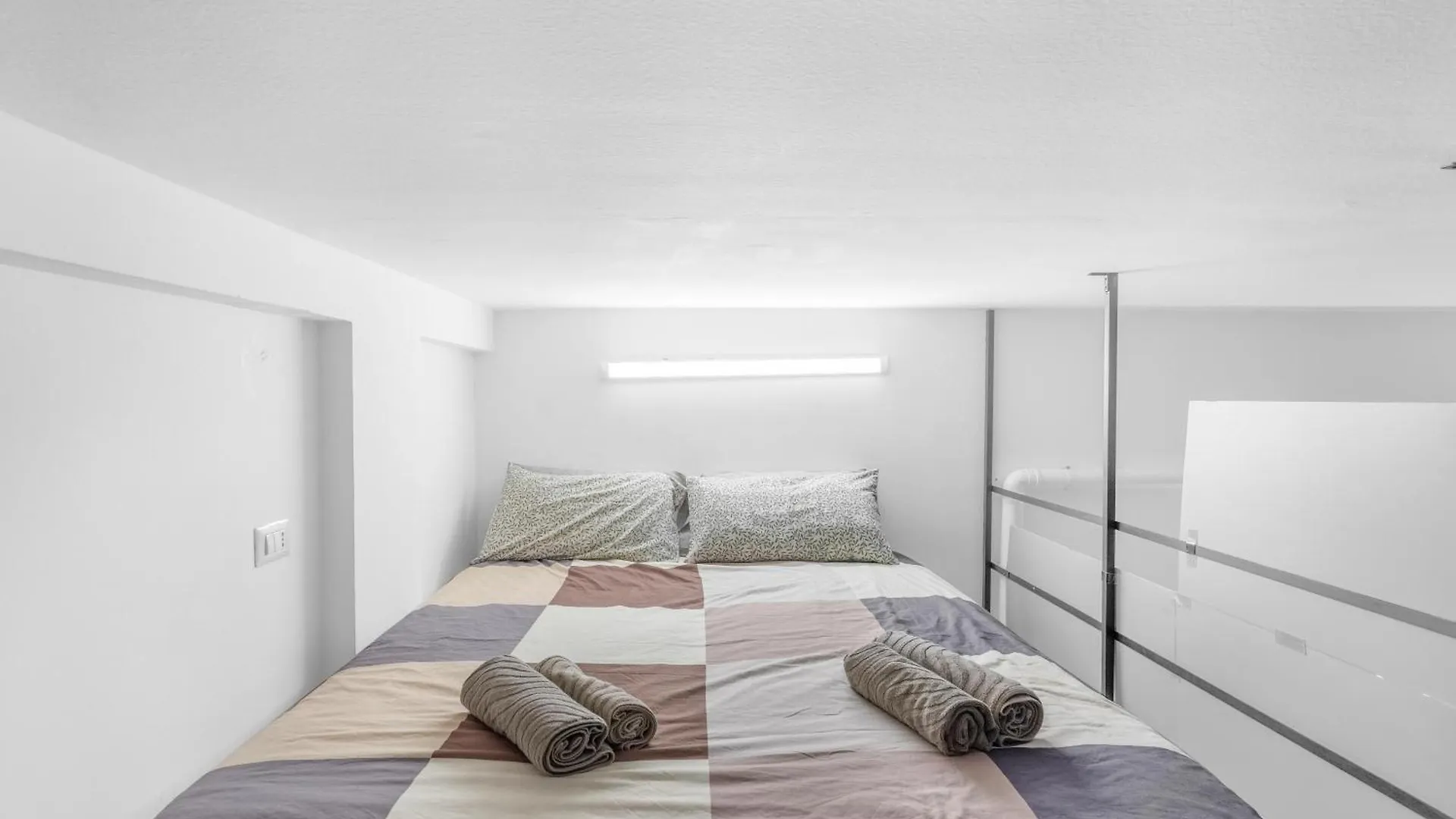 Agor13 -Crescenzago - Loft - Central Location Milano