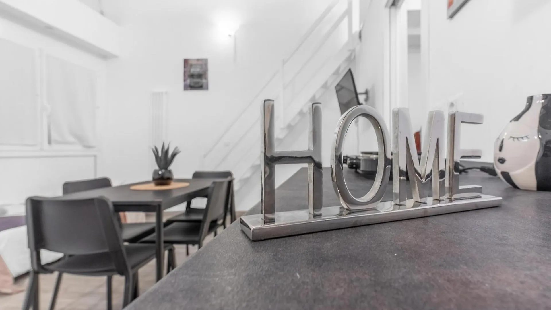 Agor13 -Crescenzago - Loft - Central Location Milano 0*,